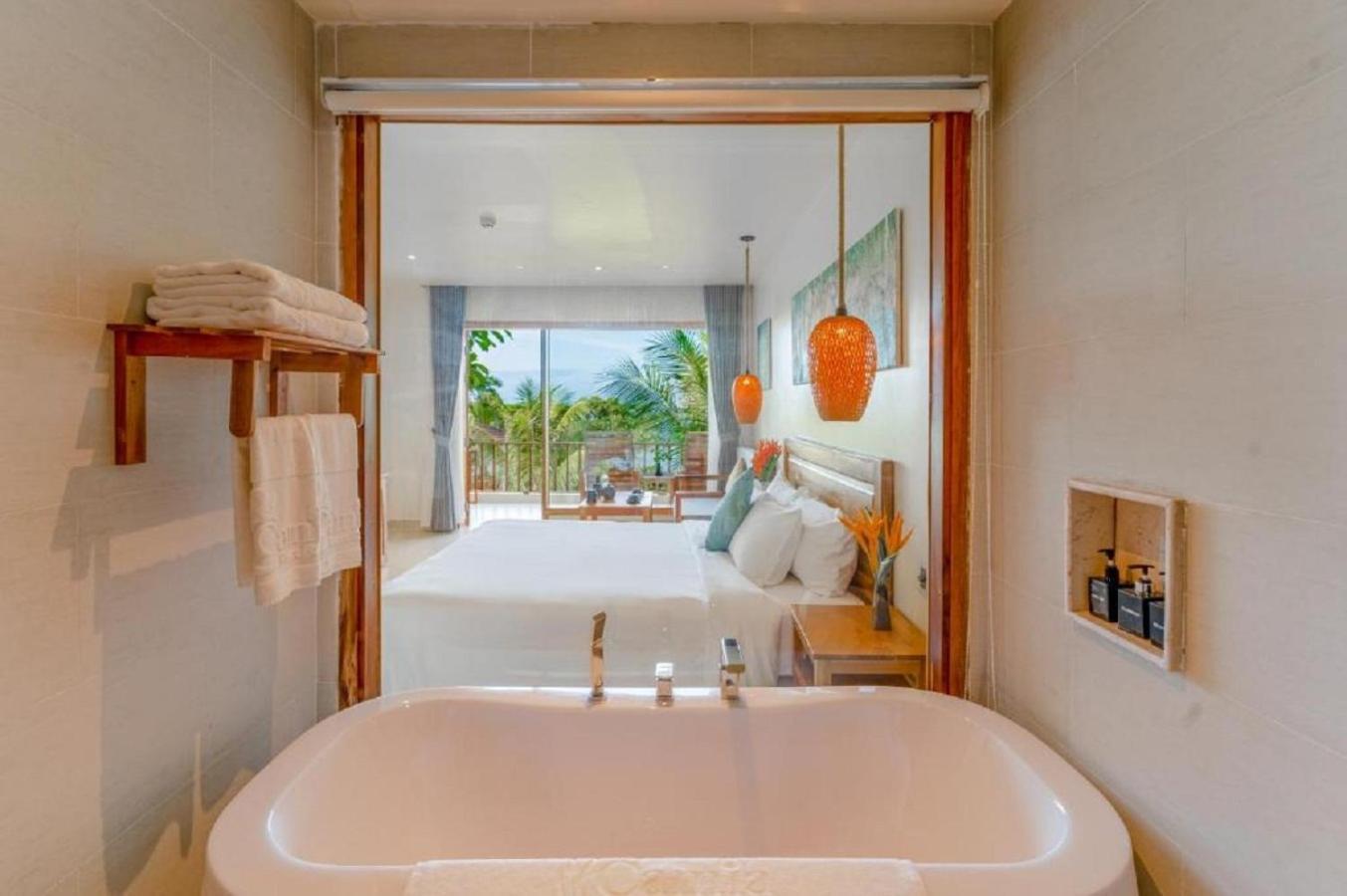 Premium Deluxe Double Room Ocean View