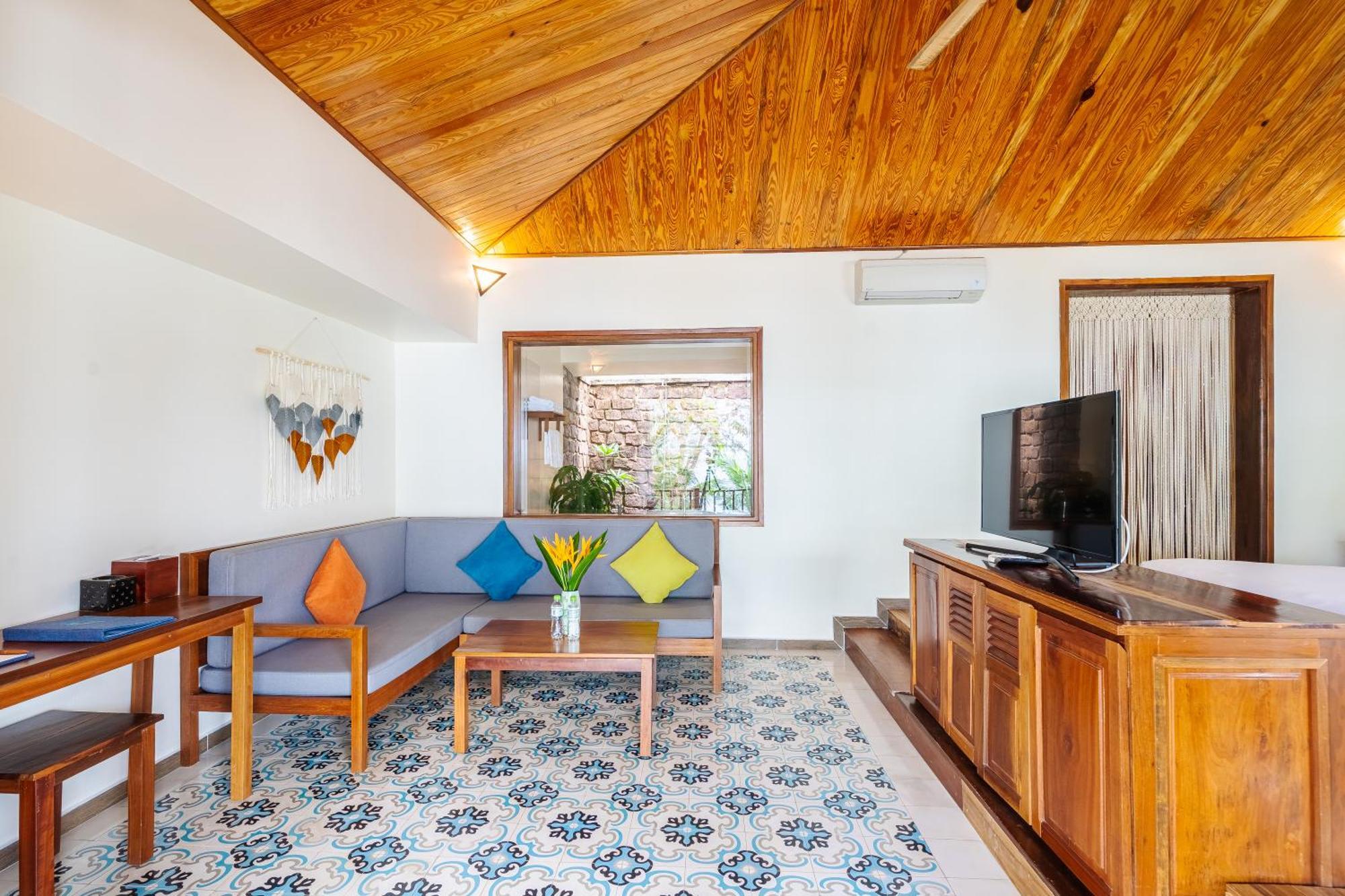 One-Bedroom Villa Beach Front